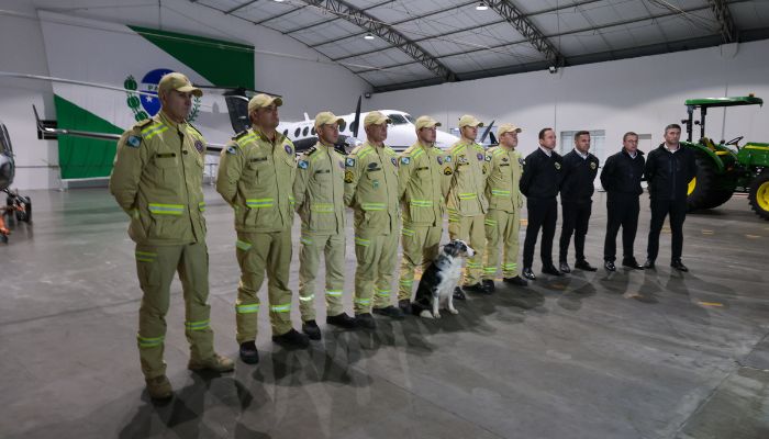 Bombeiros do Paraná embarcam para missão de busca e resgate na Venezuela após terremoto